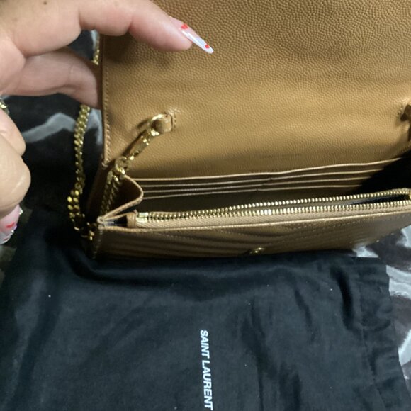 Saint Laurent Cassandre Envelope Chain Wallet in Grain de Poudre leathe - Picture 11 of 12